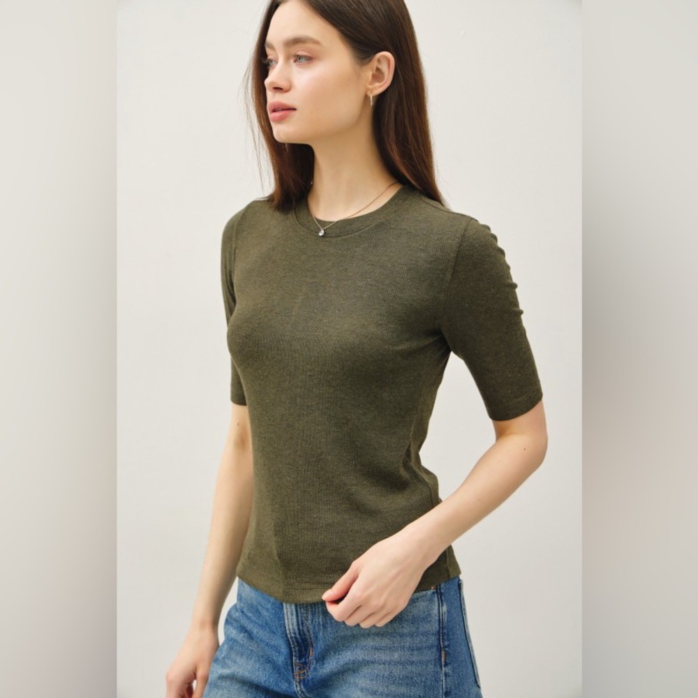 407B-GREEN. Modal Classic Ribbed Crewneck Top